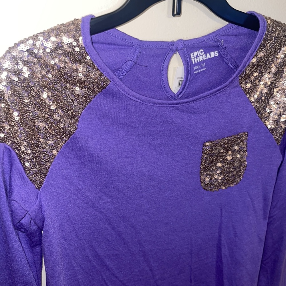 Violet sequence Top - Picture 2 of 3